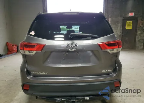2018 Toyota Highlander Se from USA, damaged, VIN 5TDJZRFH3JS528657
